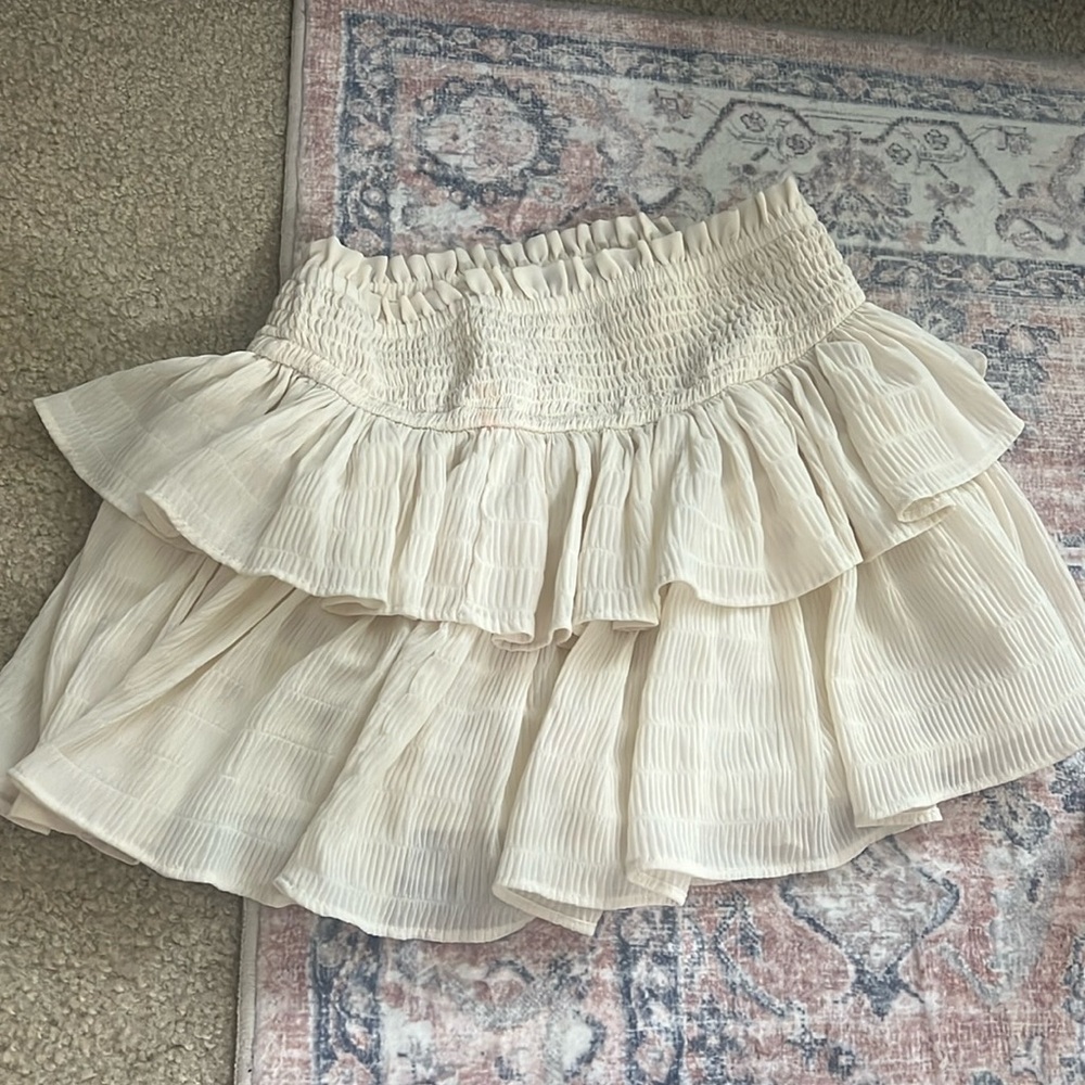 FLOWY SKIRT